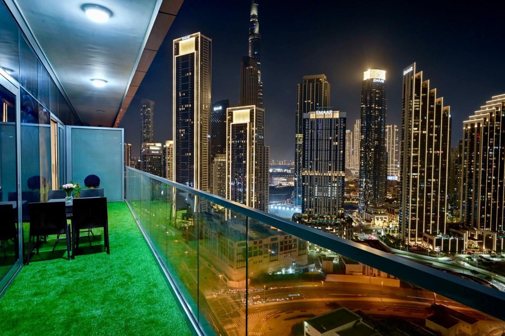 Апартаменти Burj Khalifa Views 2Br With Infinity Pool Downtown Дубай Екстер'єр фото