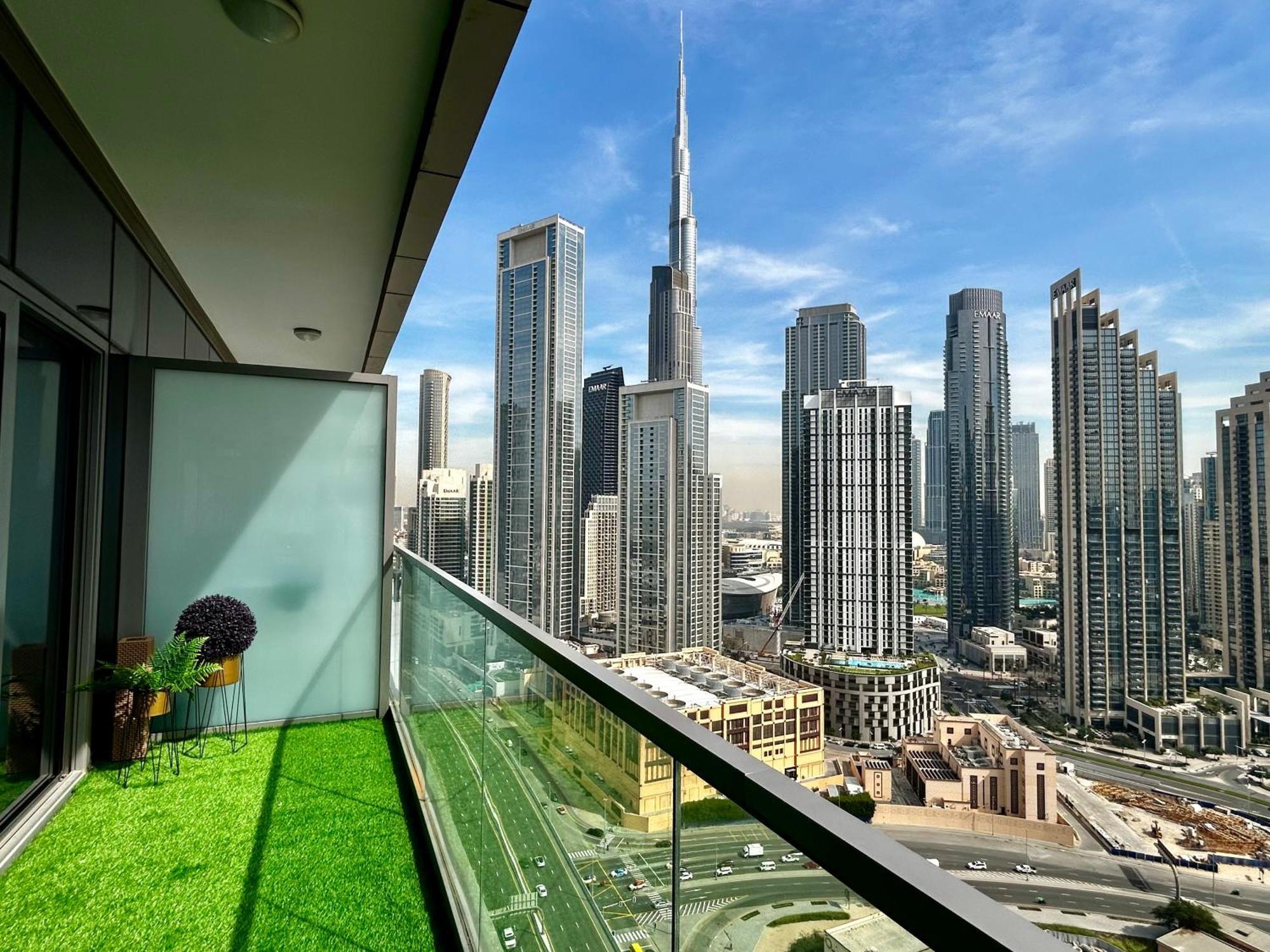 Апартаменти Burj Khalifa Views 2Br With Infinity Pool Downtown Дубай Екстер'єр фото