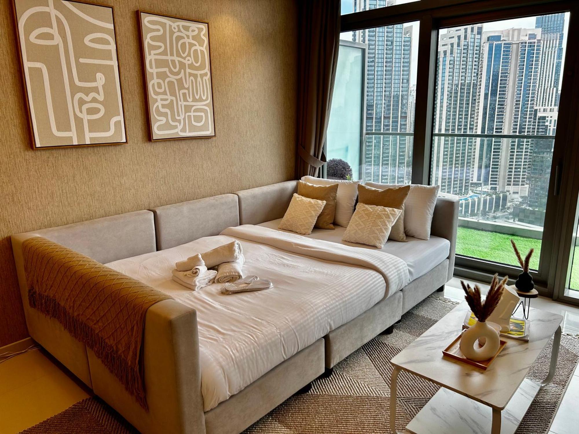 Апартаменти Burj Khalifa Views 2Br With Infinity Pool Downtown Дубай Екстер'єр фото