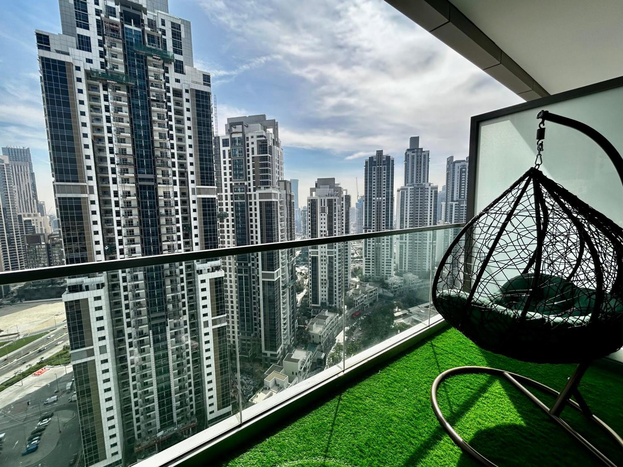 Апартаменти Burj Khalifa Views 2Br With Infinity Pool Downtown Дубай Екстер'єр фото