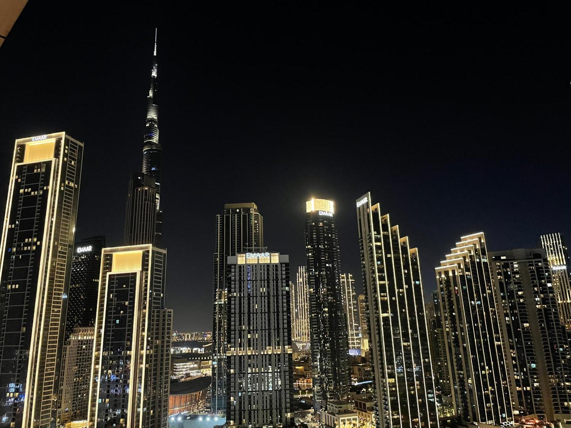 Апартаменти Burj Khalifa Views 2Br With Infinity Pool Downtown Дубай Екстер'єр фото