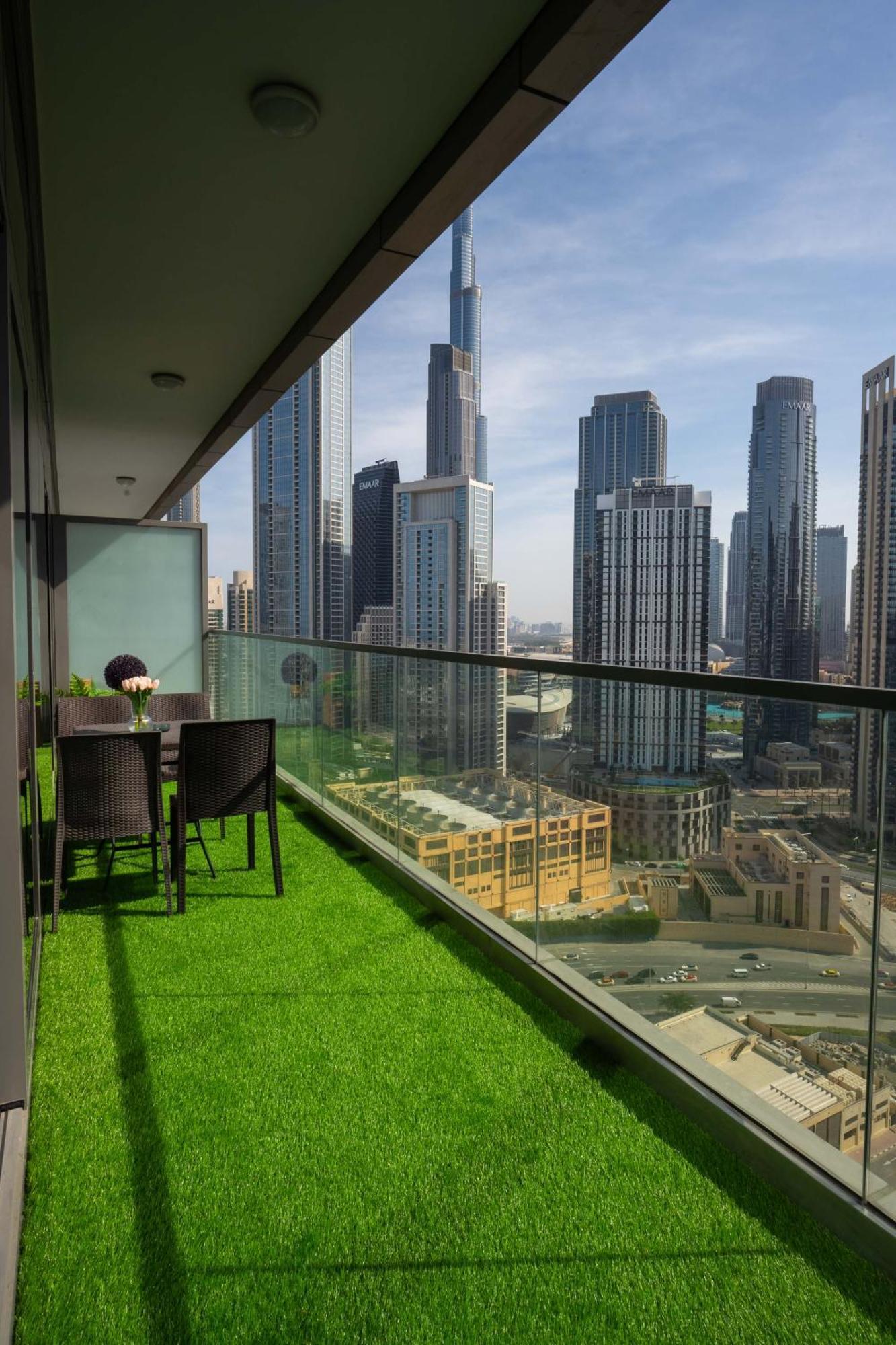 Апартаменти Burj Khalifa Views 2Br With Infinity Pool Downtown Дубай Екстер'єр фото